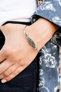 Paparazzi Accessories Exquisitely Empress Silver Bracelet 