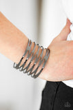 Paparazzi Accessories Keep Them On Edge Black Bracelet 