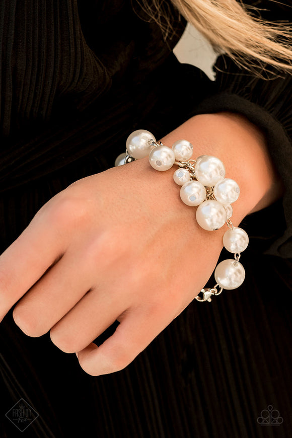 Paparazzi Accessories Girls In Pearls White Bracelet