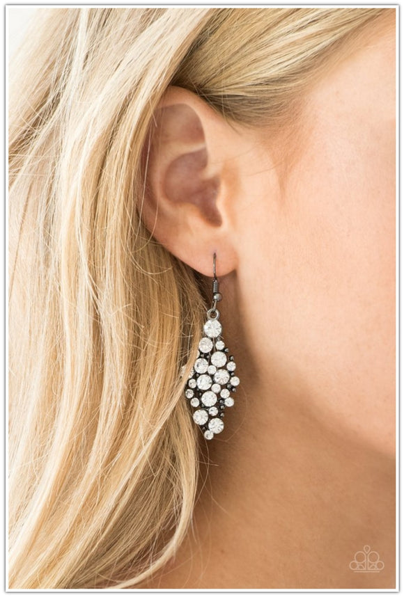Paparazzi Accessories Cosmically Chic Black Earring